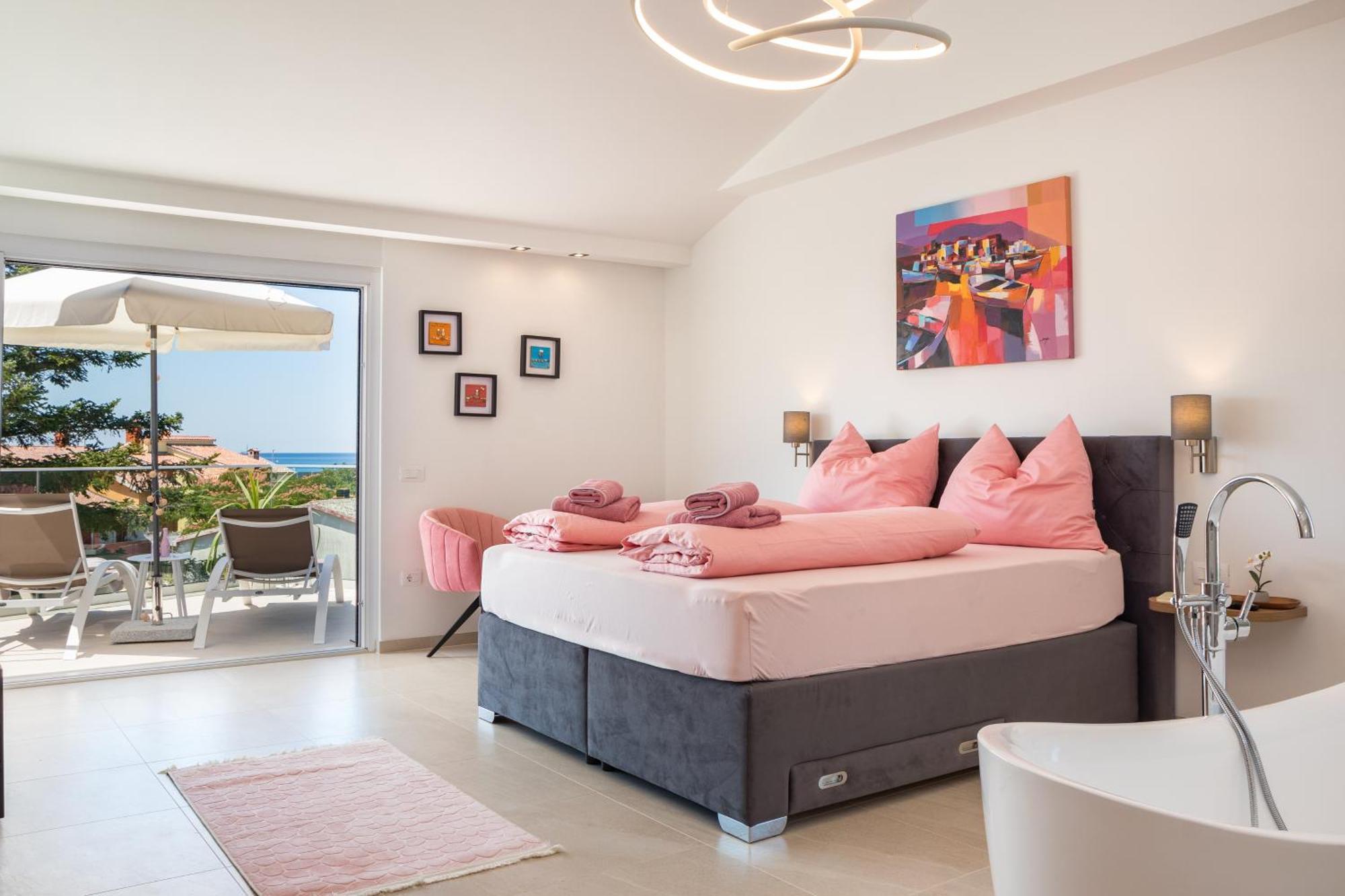 Villa Elena Deluxe Mit Whirlpool Und Beheiztem Pool Am Meer Und Wunderschoenen Blick Auf Die Brijuni Inseln Fažana Εξωτερικό φωτογραφία