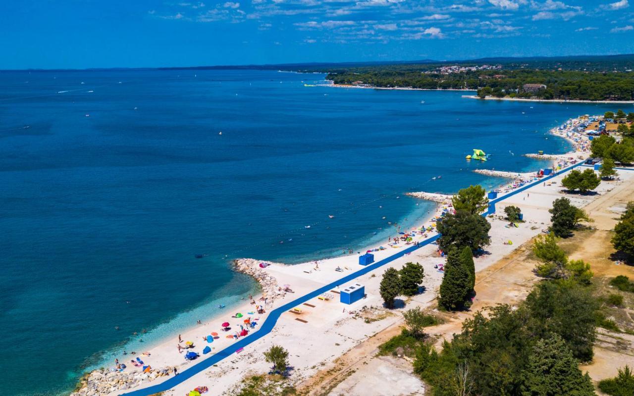 Villa Elena Deluxe Mit Whirlpool Und Beheiztem Pool Am Meer Und Wunderschoenen Blick Auf Die Brijuni Inseln Fažana Εξωτερικό φωτογραφία